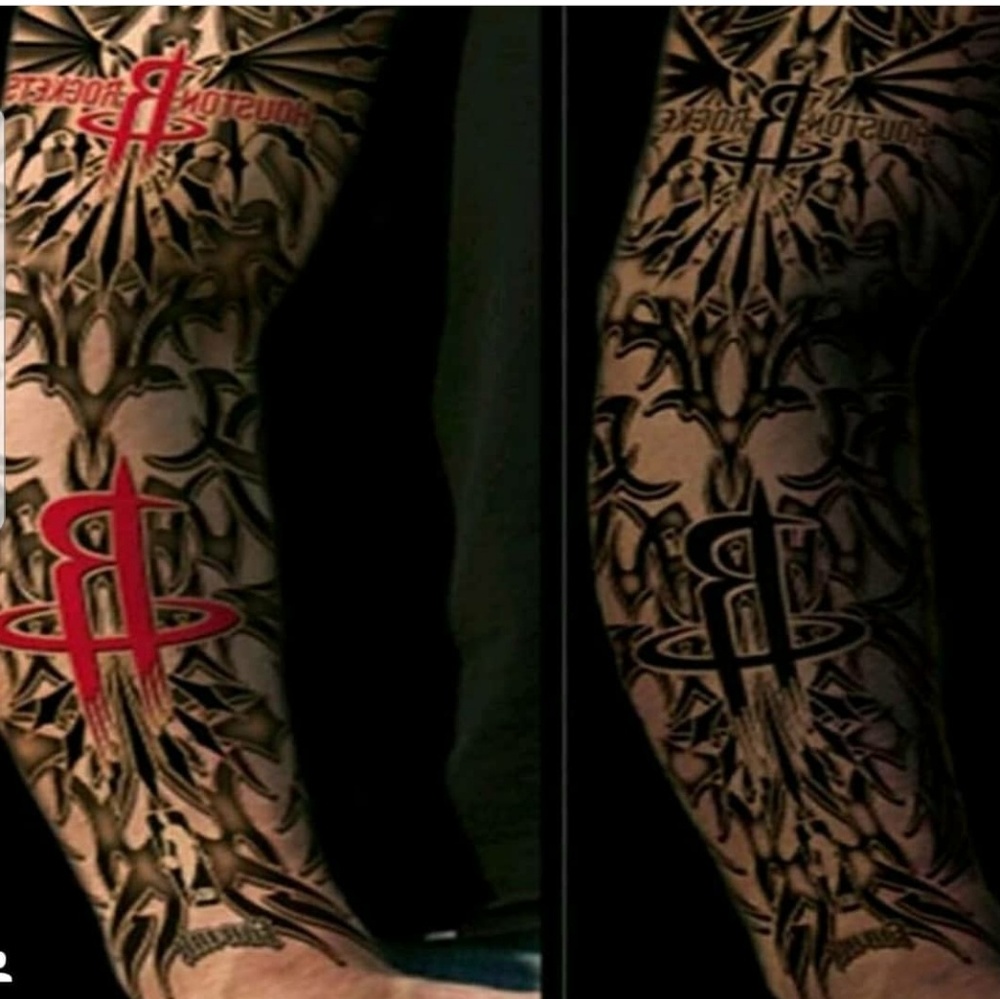 Fake tattoo sleeves